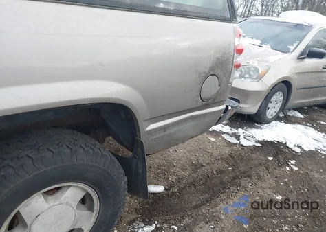 1999 Chevrolet Suburban 1500 from USA, damaged, VIN 1GNFK16R5XJ494903